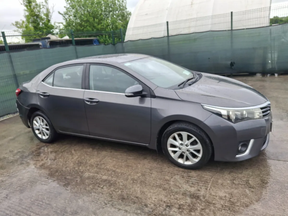 132 Toyota Corolla  1.4 Diesel.Drive away - Image 1