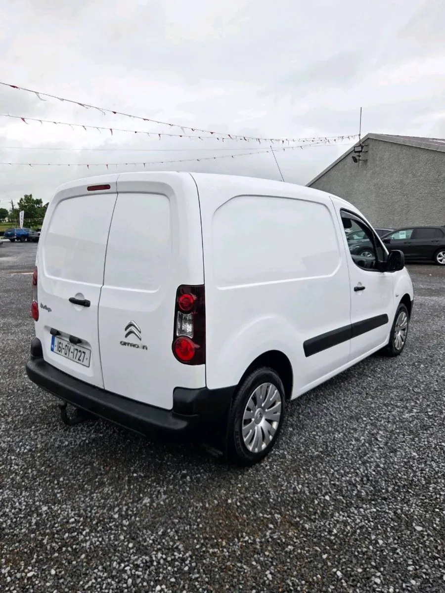 Citroen berlingo low kms immaculate - Image 4