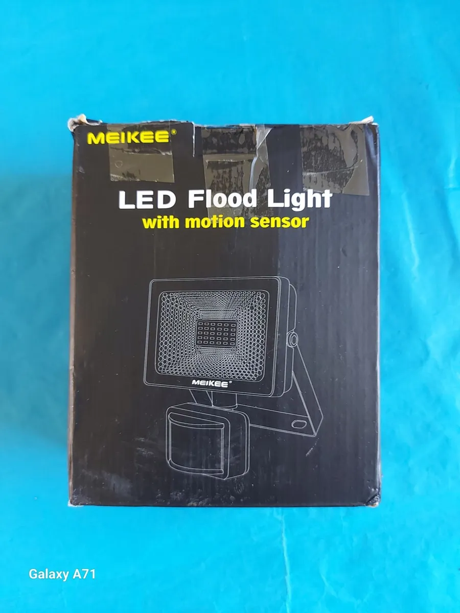 NEW Meikee Led Flood Light with Motion Sensor - Image 3