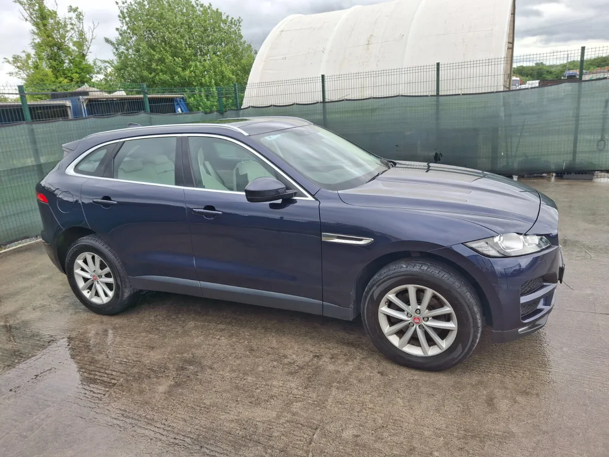 162 Jaguar F-Pace  Prestige  2.0.Diesel  Automatic - Image 3