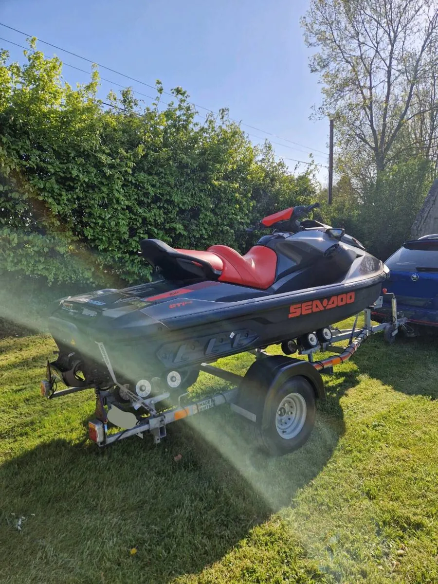 2022 Seadoo GTI170SE jetski - Image 2