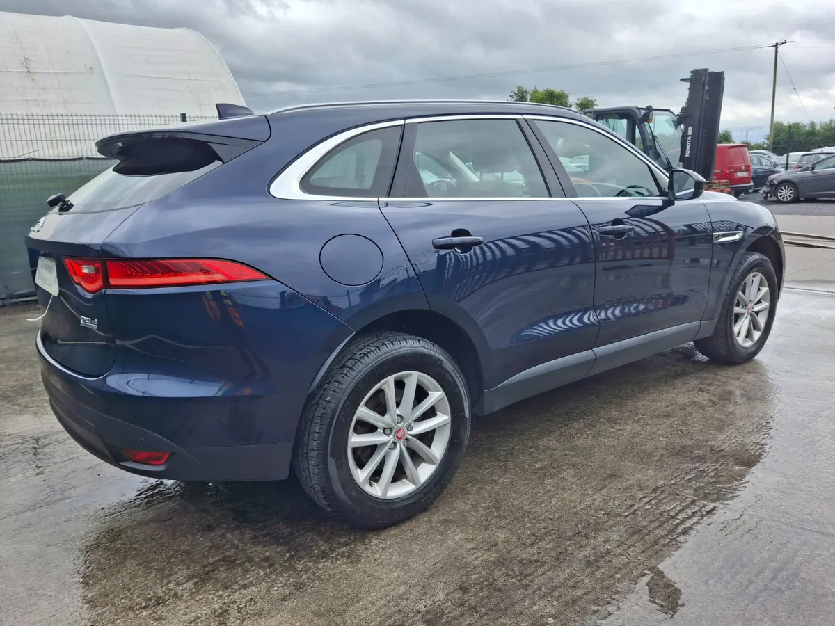162 Jaguar F-Pace  Prestige    Automatic - Image 3