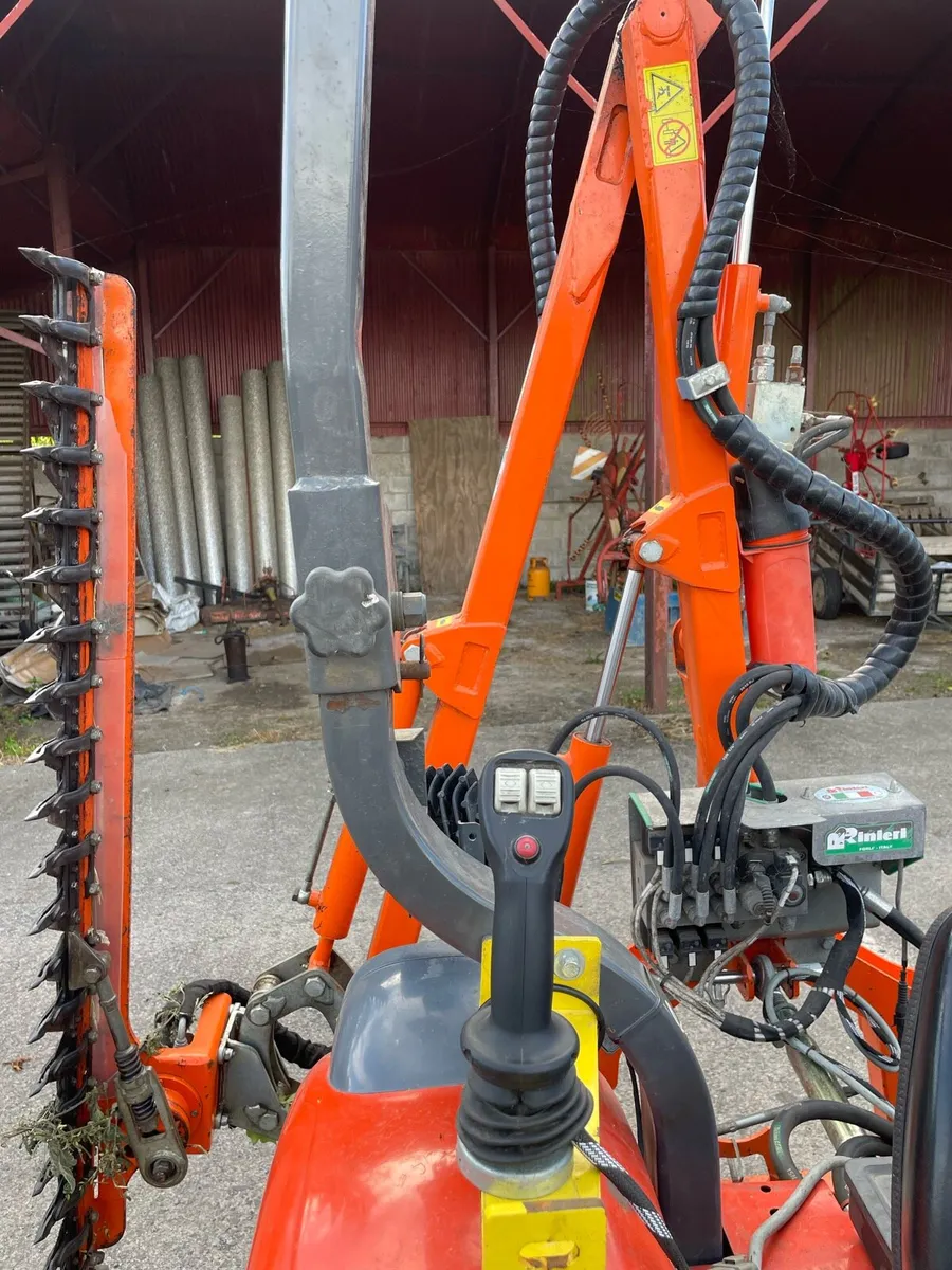 Compact hedge cutter - Image 3