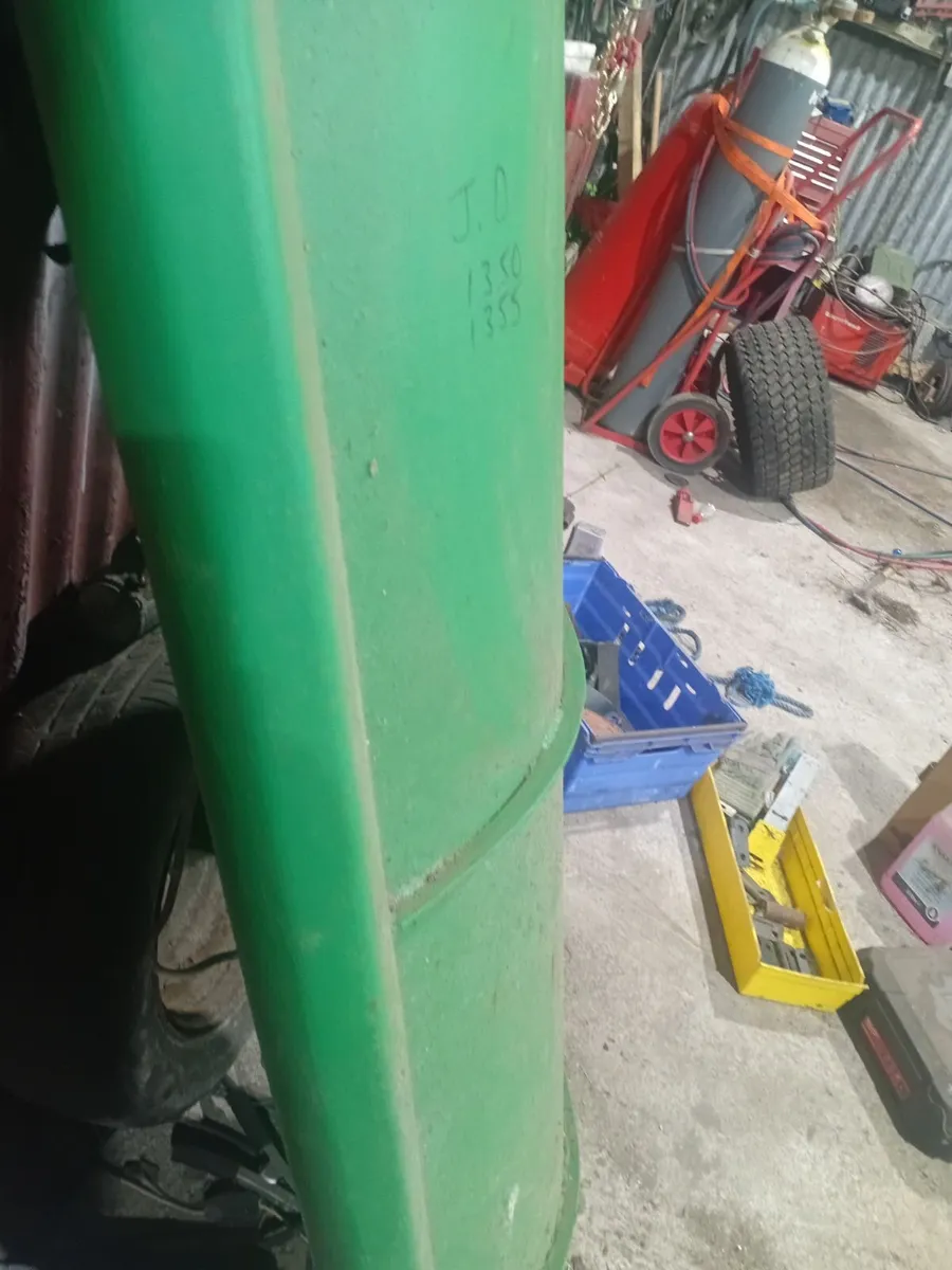John deere 1350 1355 conditioner hood - Image 2