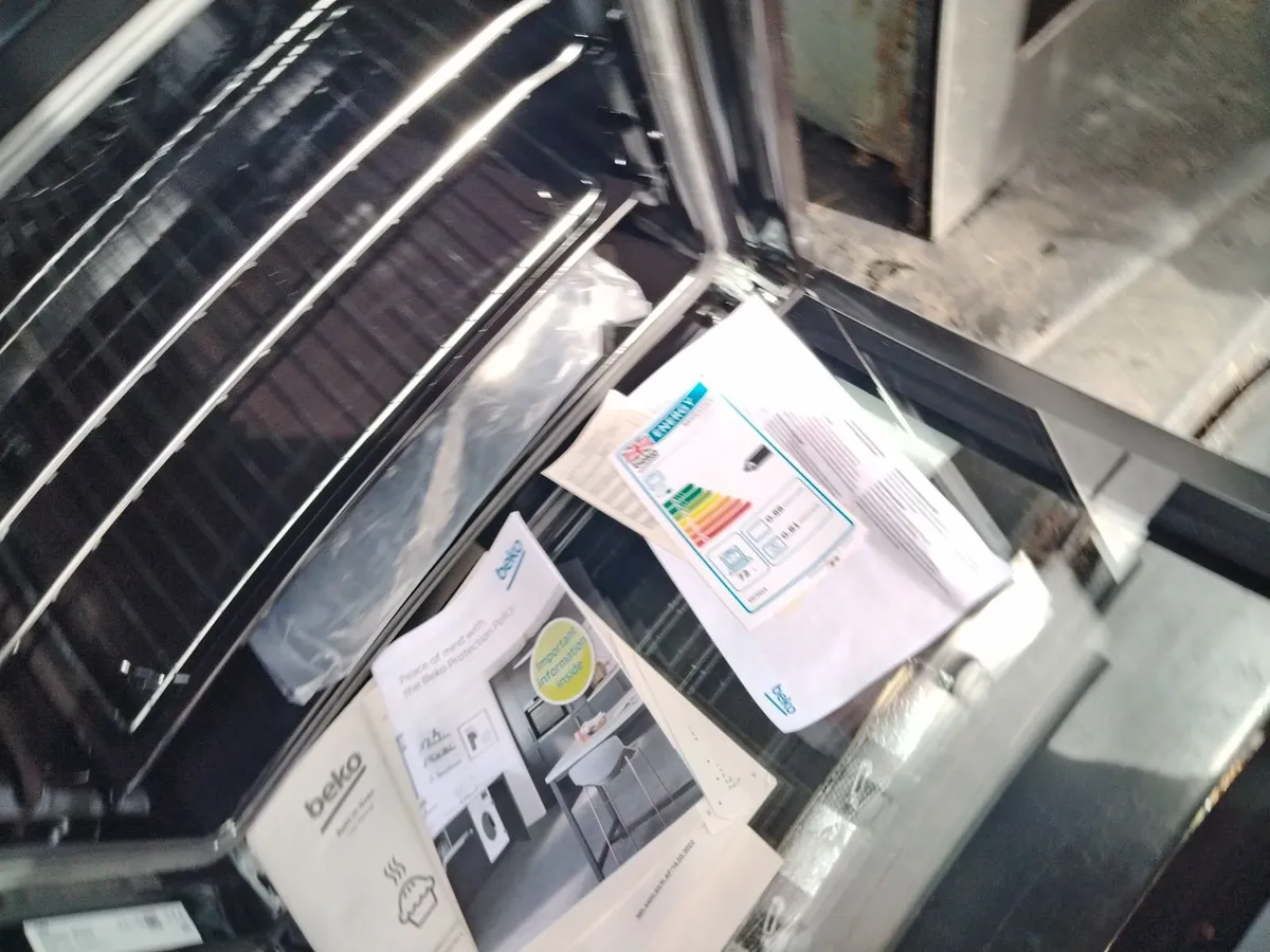 Oven - Image 2