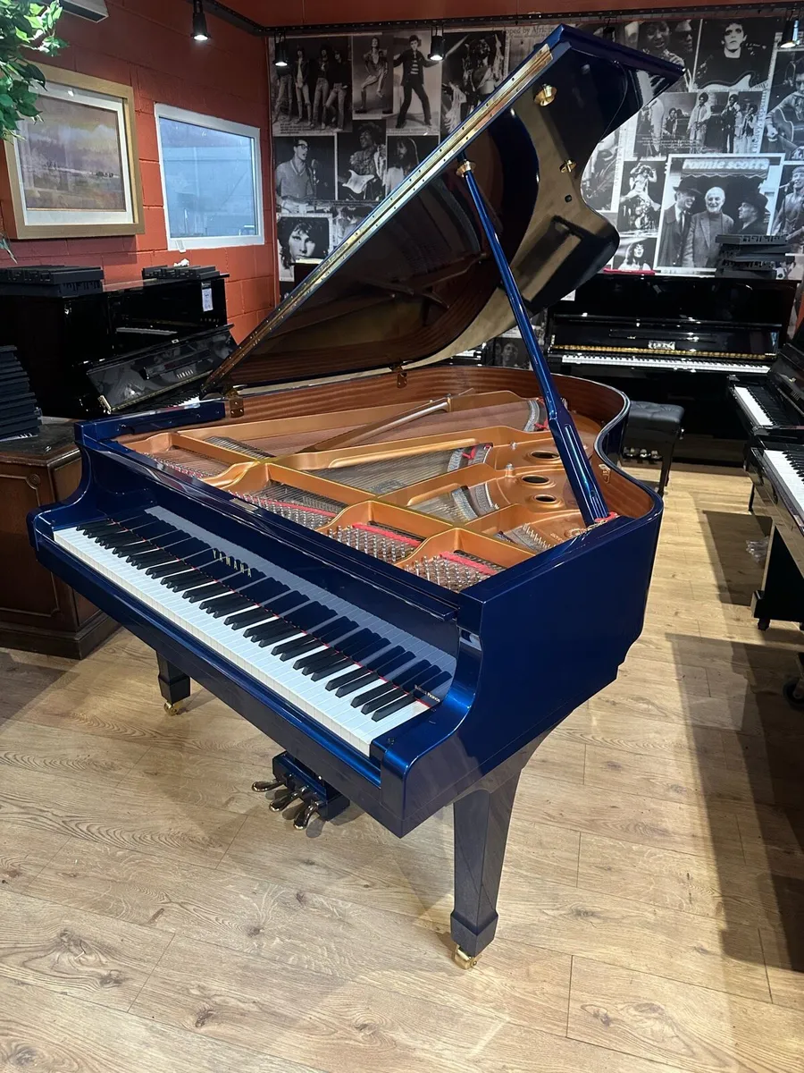 Yamaha C3 grand piano circa 2007 - Image 4