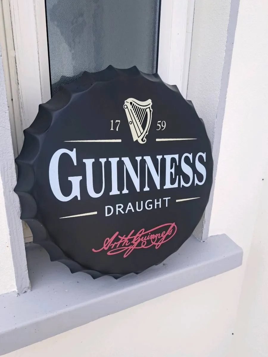 Guinness  bottle top metal sign - Image 1