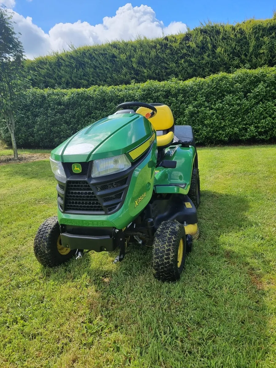 John Deere X350R Ride on mower/160 hours/One owner - Image 3