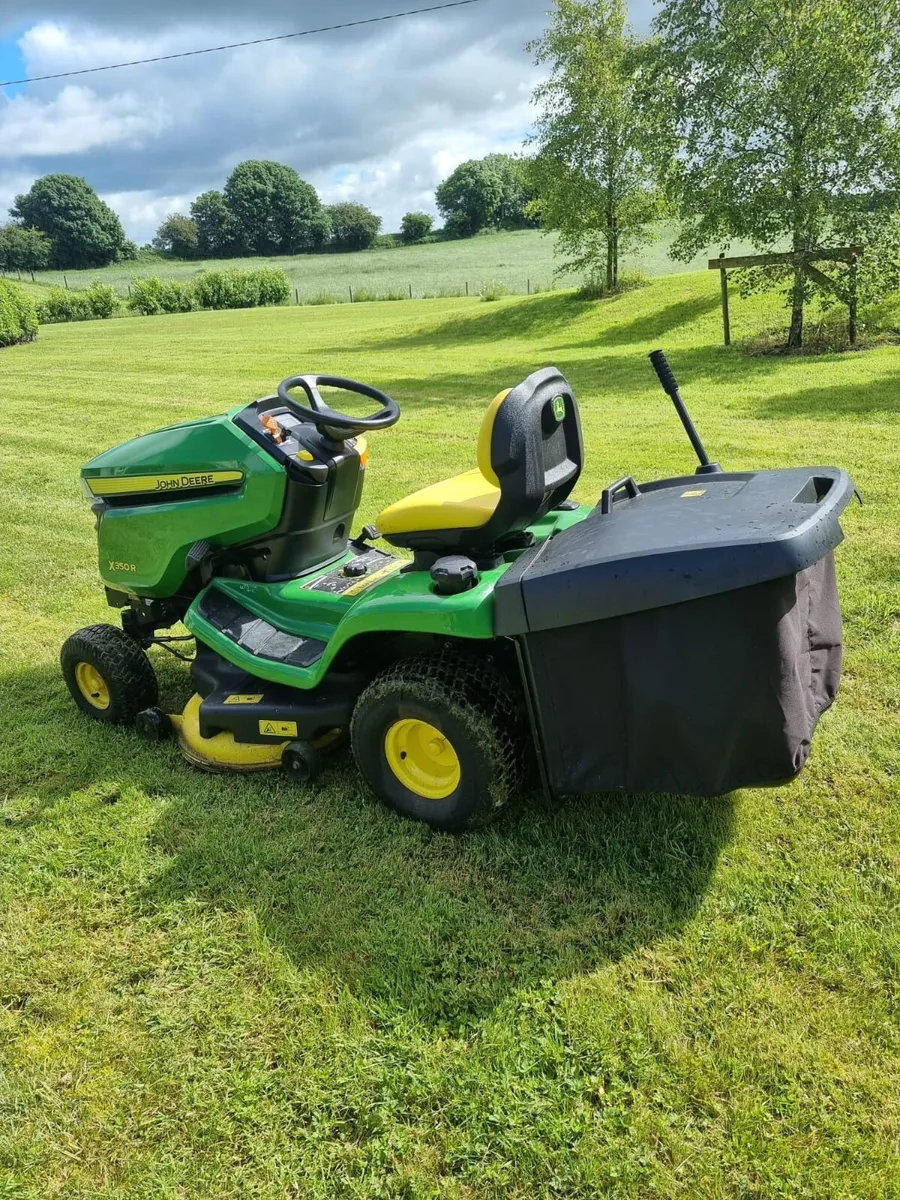John Deere X350R Ride on mower/160 hours/One owner - Image 1