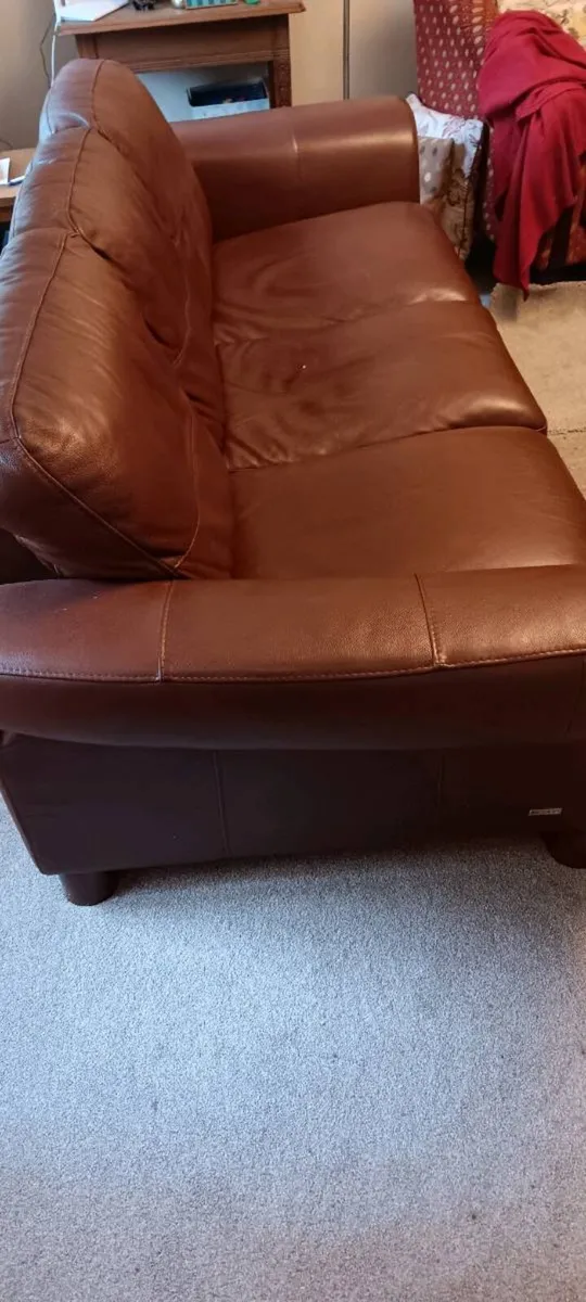 3 seater leather  couch - Image 1