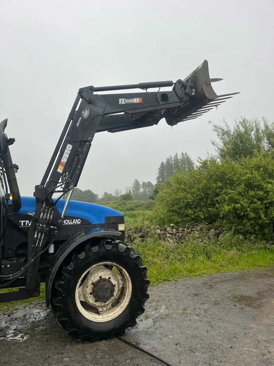 Tm new Holland front loader - Image 3