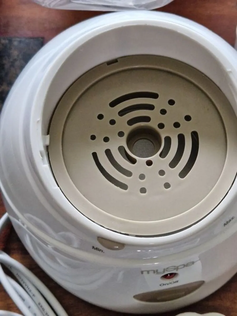 NEW MySpa Revitalising Facial Steamer - Image 2