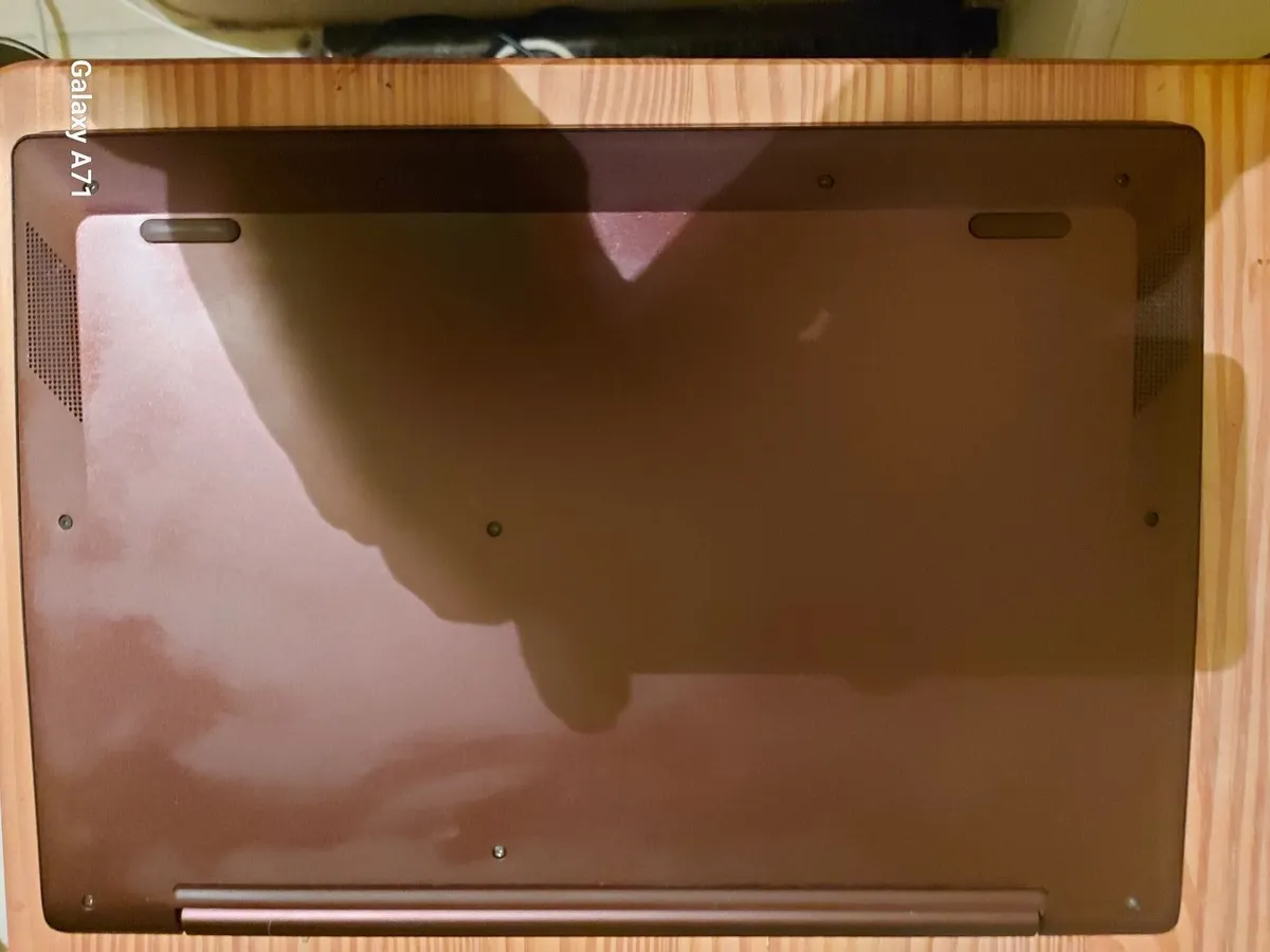 Lenovo Chromebook, 64GB, in NEW Condition - Image 4