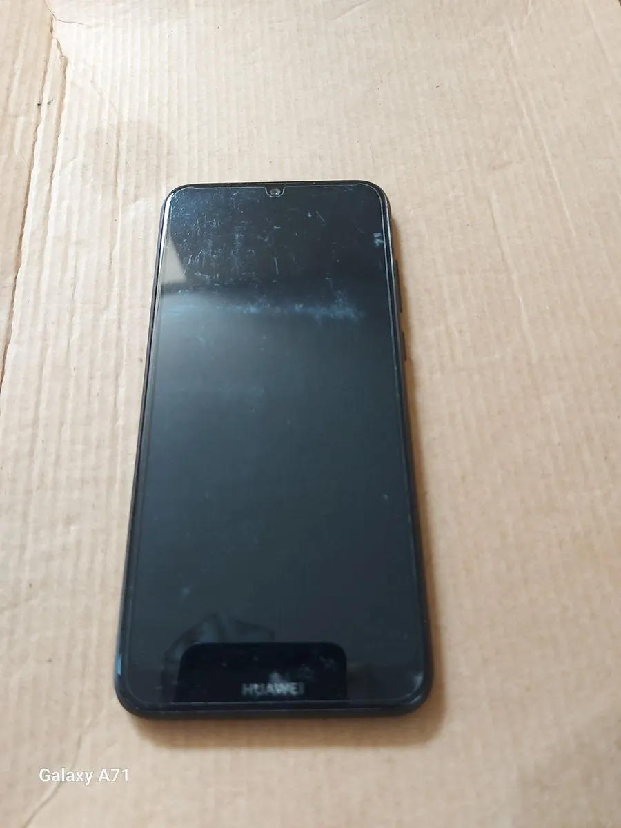 HUAWEI Mobile Phone, Model Y6, 2GB Ram, 32GB HDD - Image 4