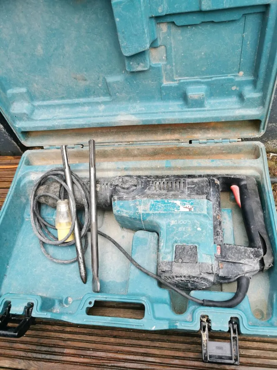 Makita kango - Image 1