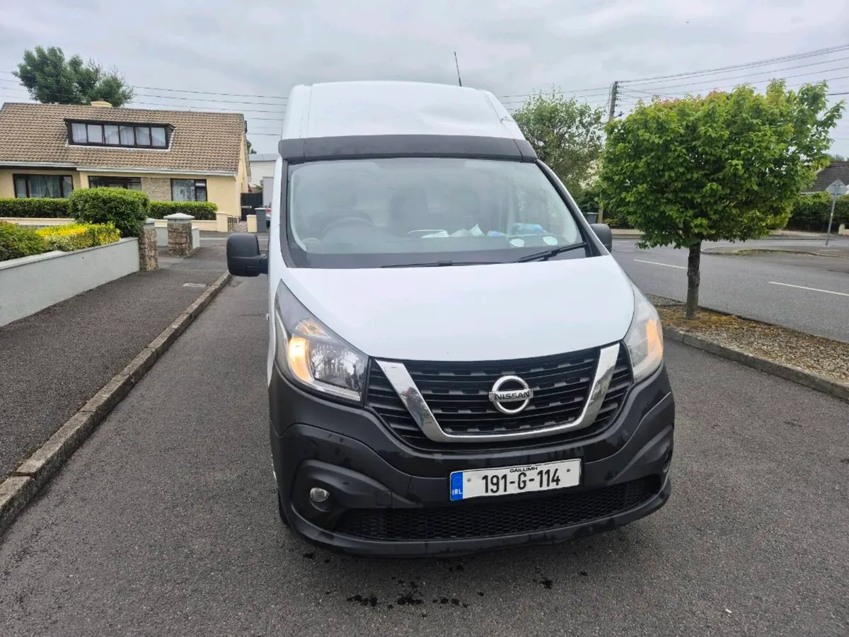 191 nissan nv300 cvrt and tax - Image 4