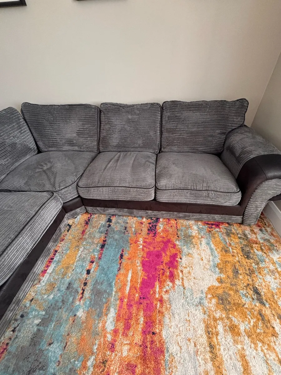 Couch - Image 3