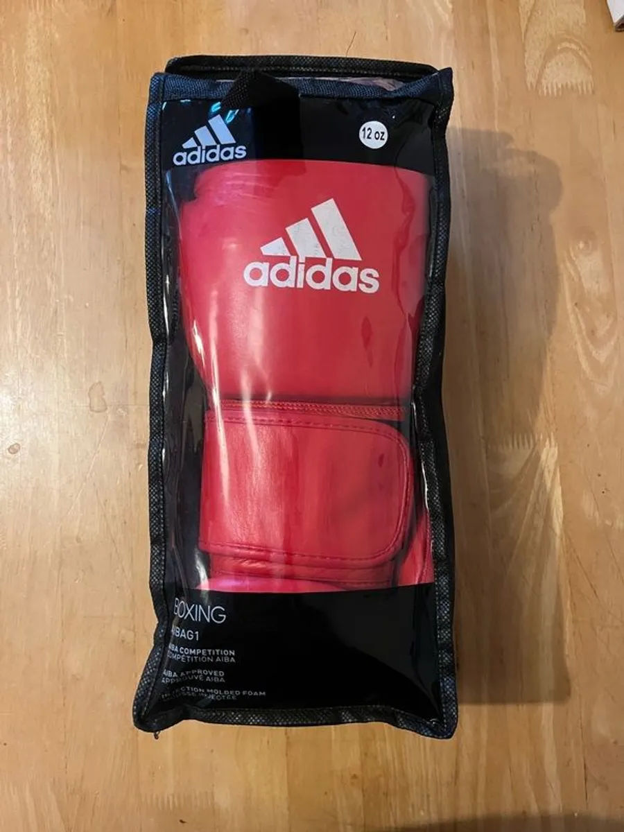 AIBA Approved Adidas Boxing Gloves - Image 3