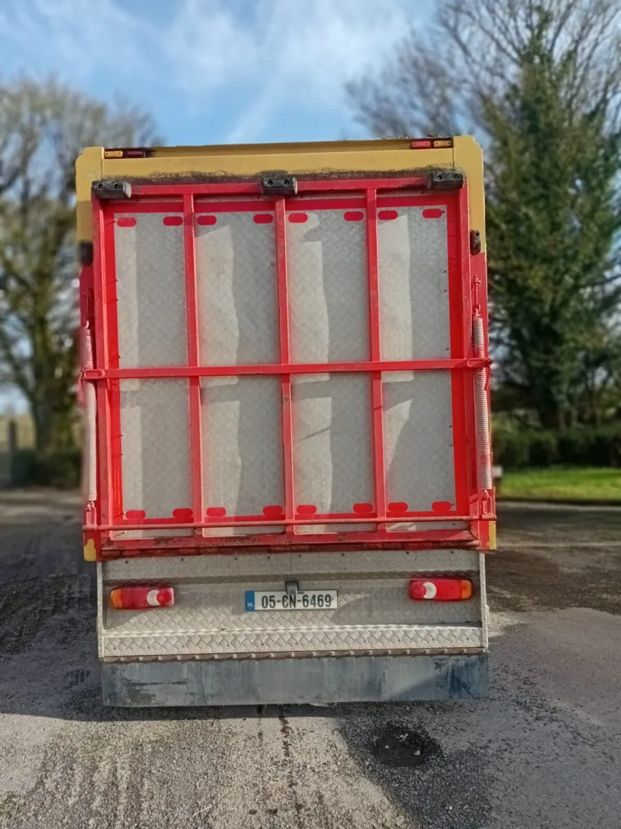 DAF Lorry 2005, Horse Transport - Image 2