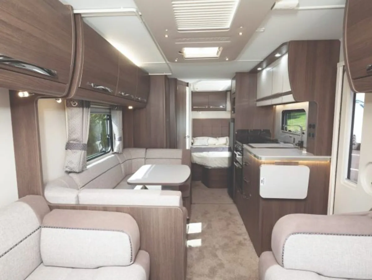 Bucaneer Aruba 6 berth caravan for sale - Image 2