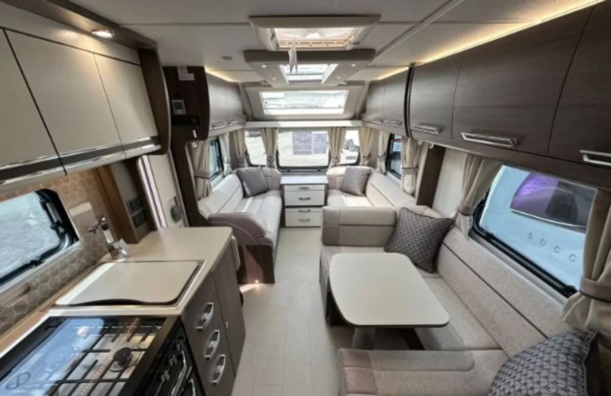 Bucaneer Aruba 6 berth caravan for sale - Image 3