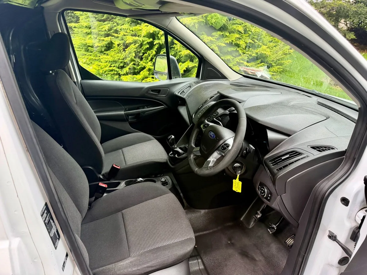 2014 Ford Transit Connect LWB - Image 4