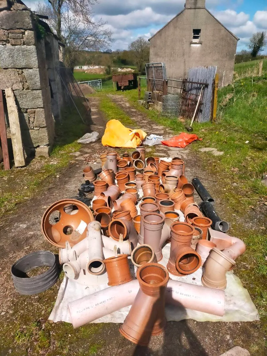 Pipe fittings - Image 1