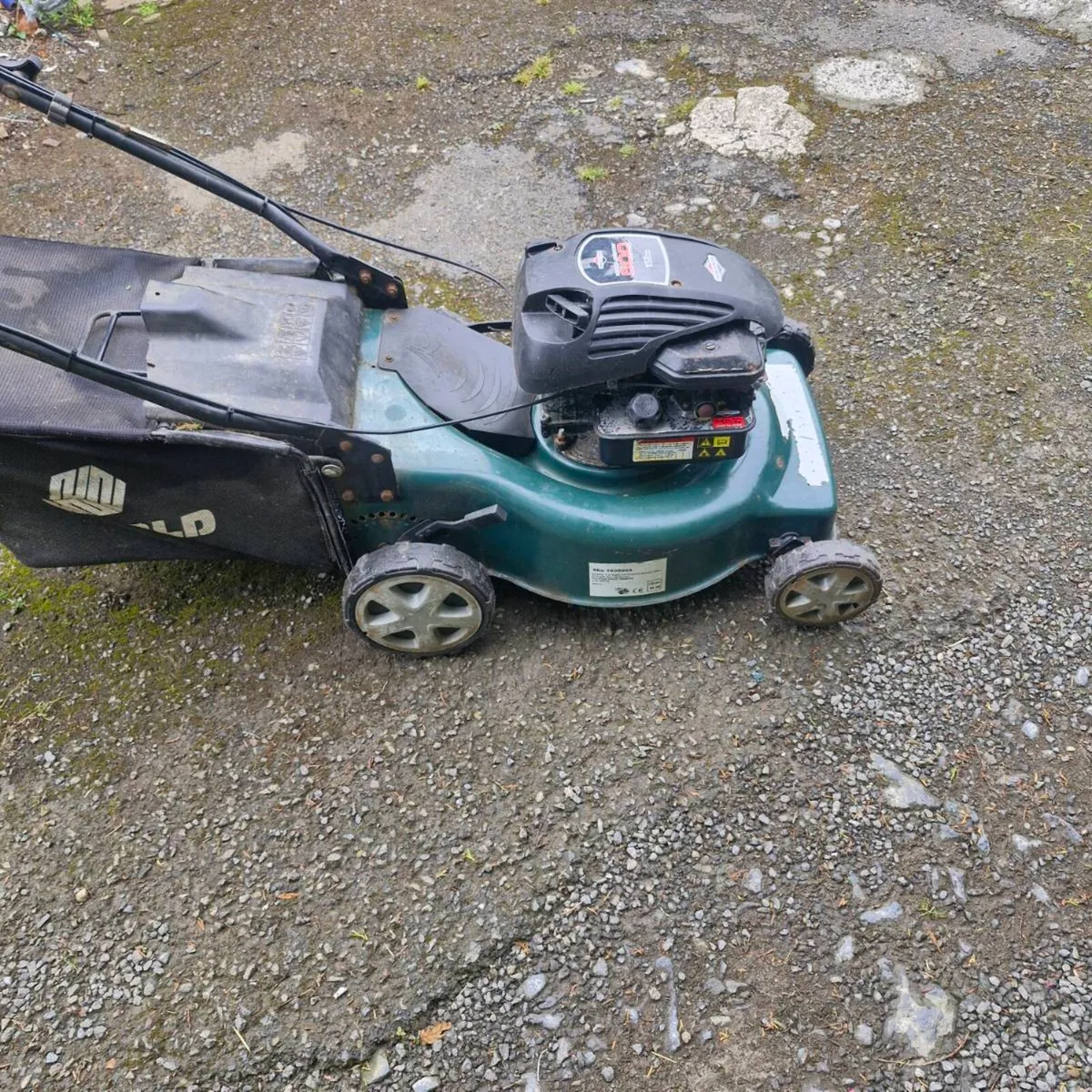 Self drive lawn mower - Image 3
