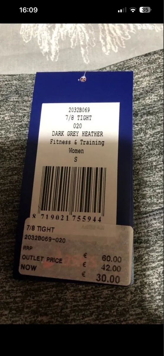 Ladies BNWT Ascis gel leggings size S €15 - Image 4