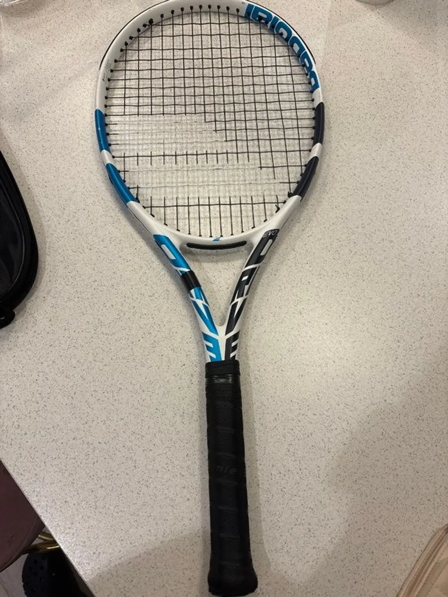 Women's Babolat Evo Drive Racquet (270 Gr) Sku: 100101247 - Image 1