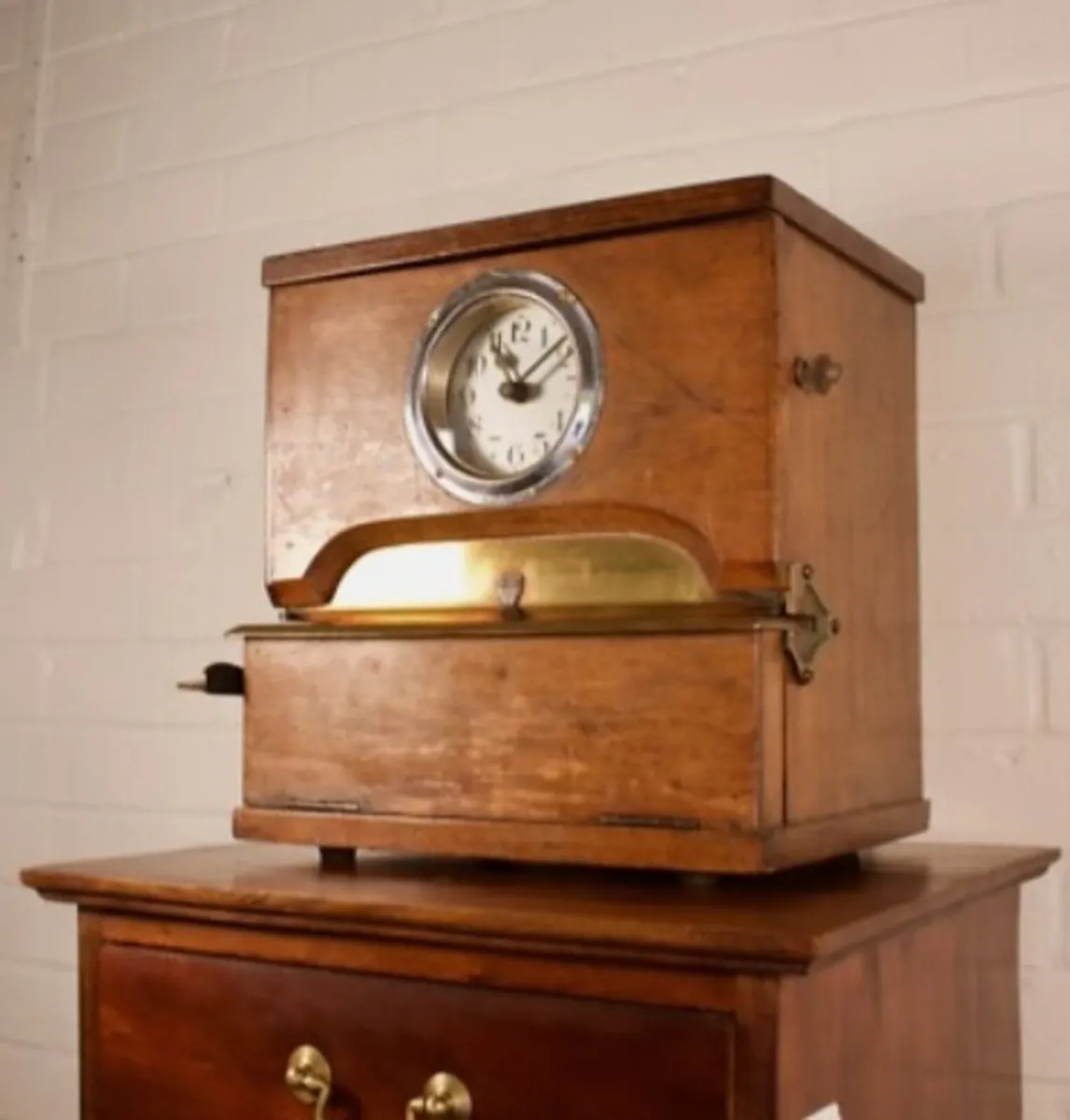 ANTIQUE CLOCK - Image 2
