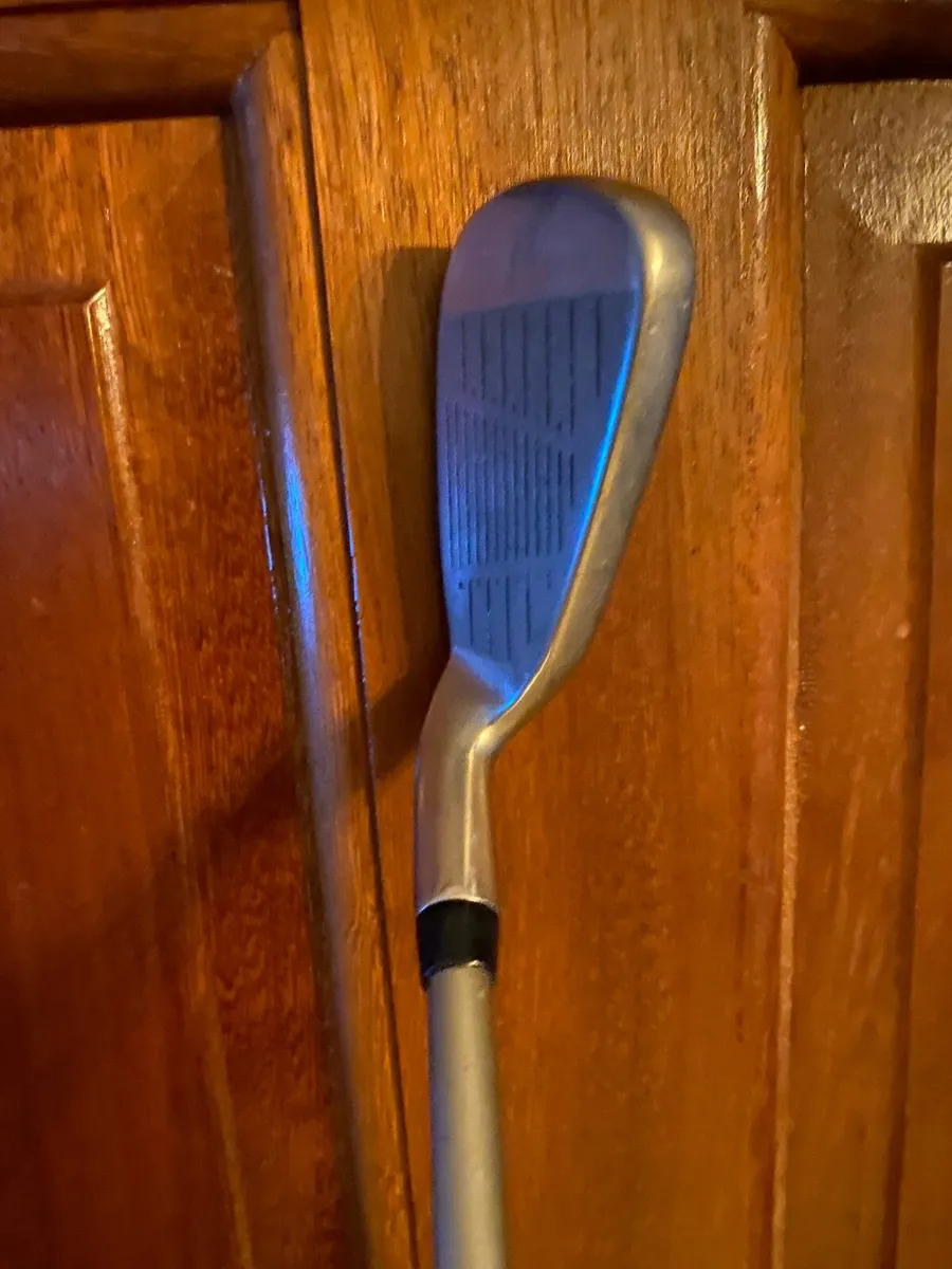Ladies McGregor 4-PW  graphite shafted Irons - Image 3