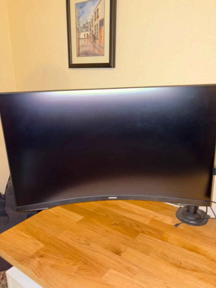 SAMSUNG Odyssey G5 32" Curved Gaming Monitor - Image 3