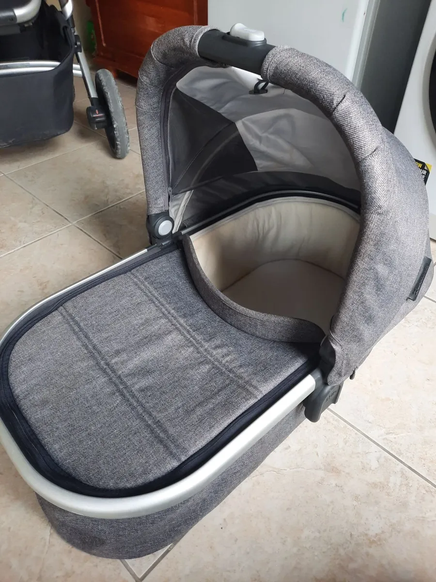 Vista 2 bassinet - Image 2