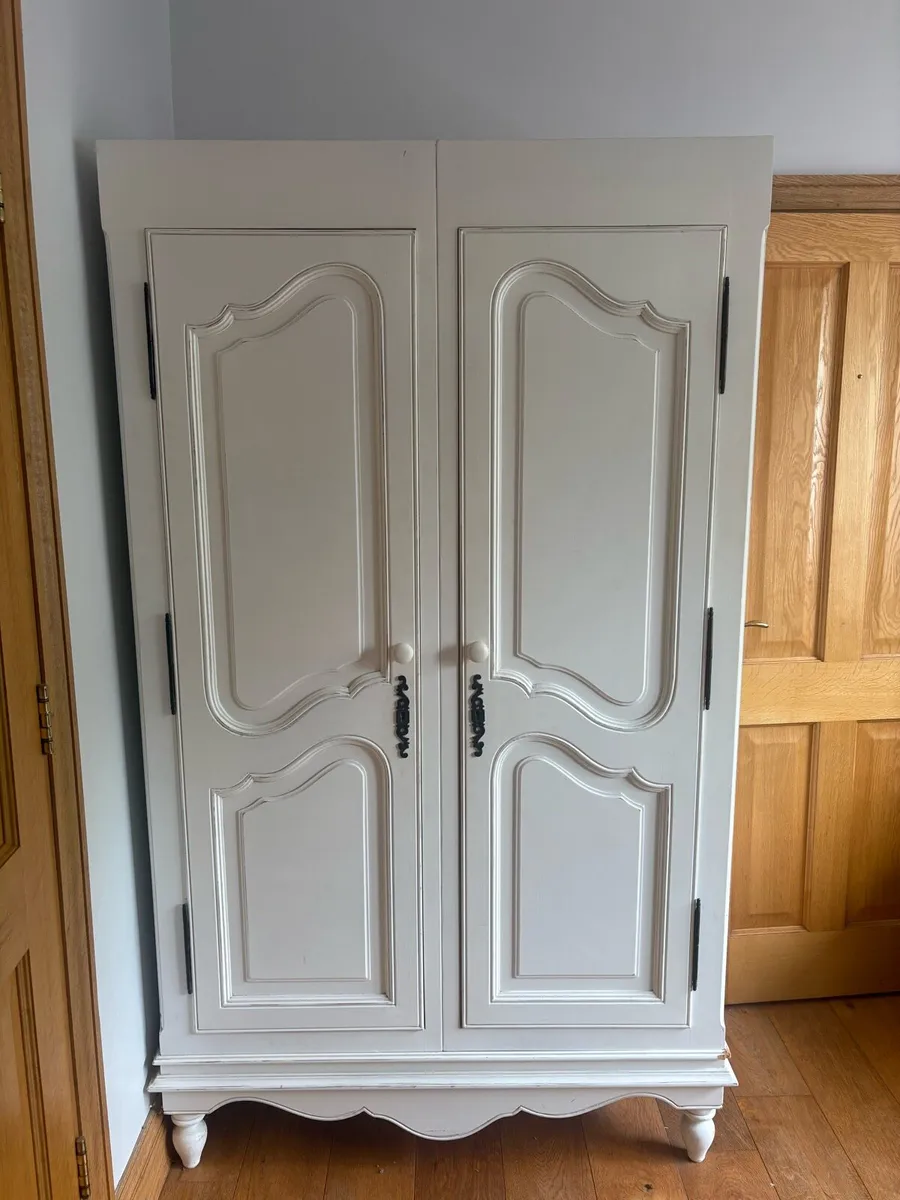 Cream/white wardrobe/furniture set - Image 1