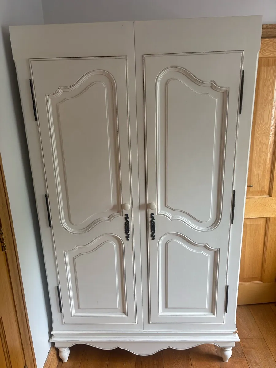 Cream/white wardrobe/furniture set - Image 2