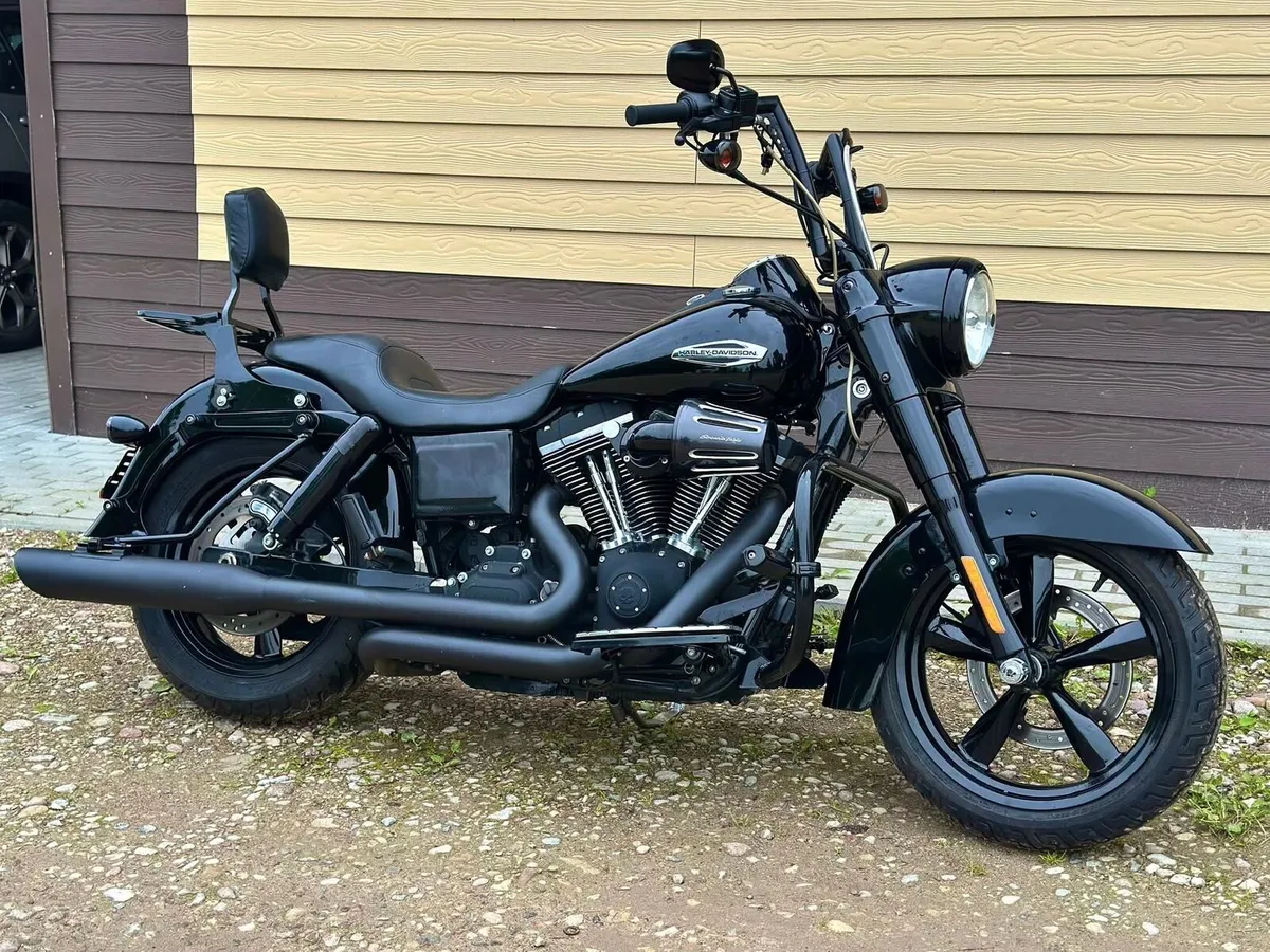 Harley Davidson dyna - Image 1