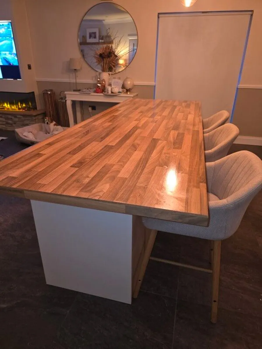 Premium Large High Gloss Kitchen Island Immaculate Condition - Image 4