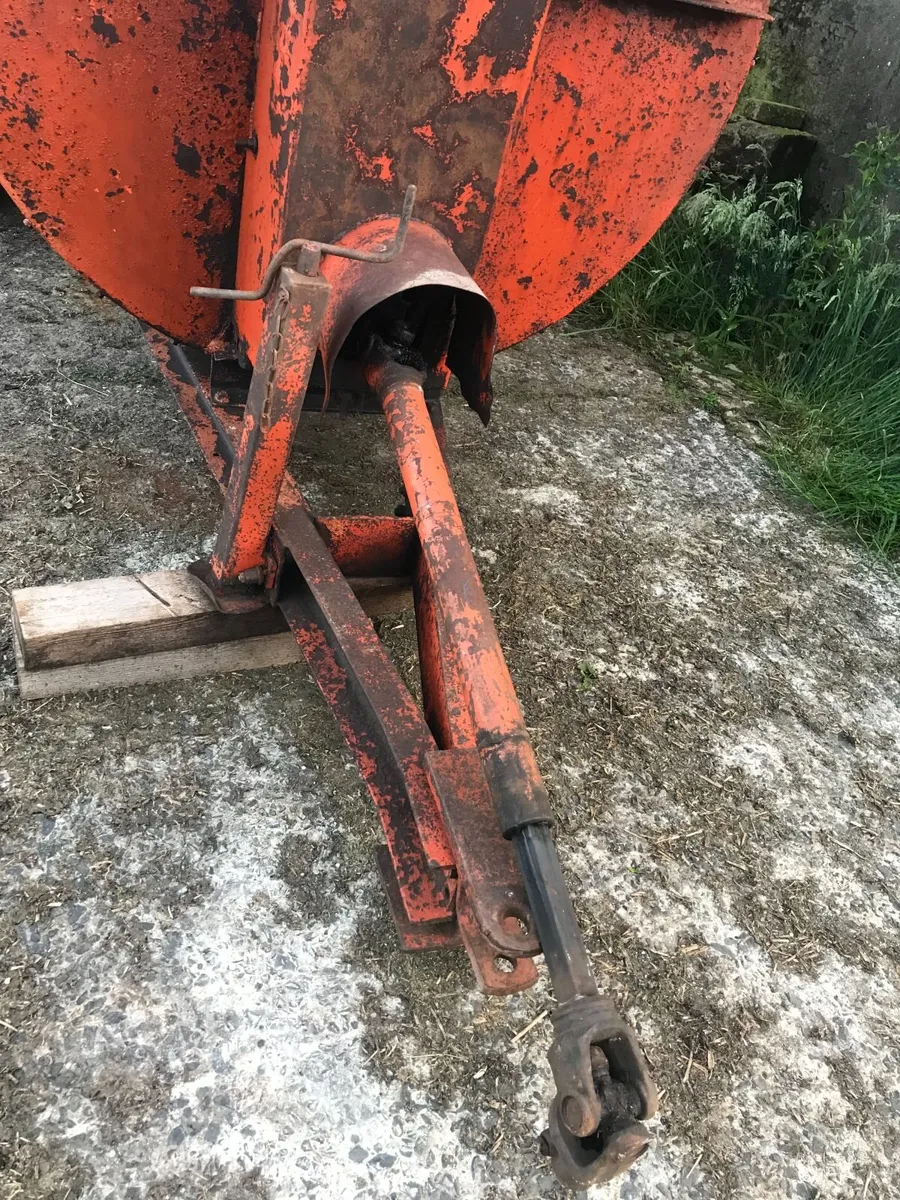 Howard 150 Dung Spreader - Image 4