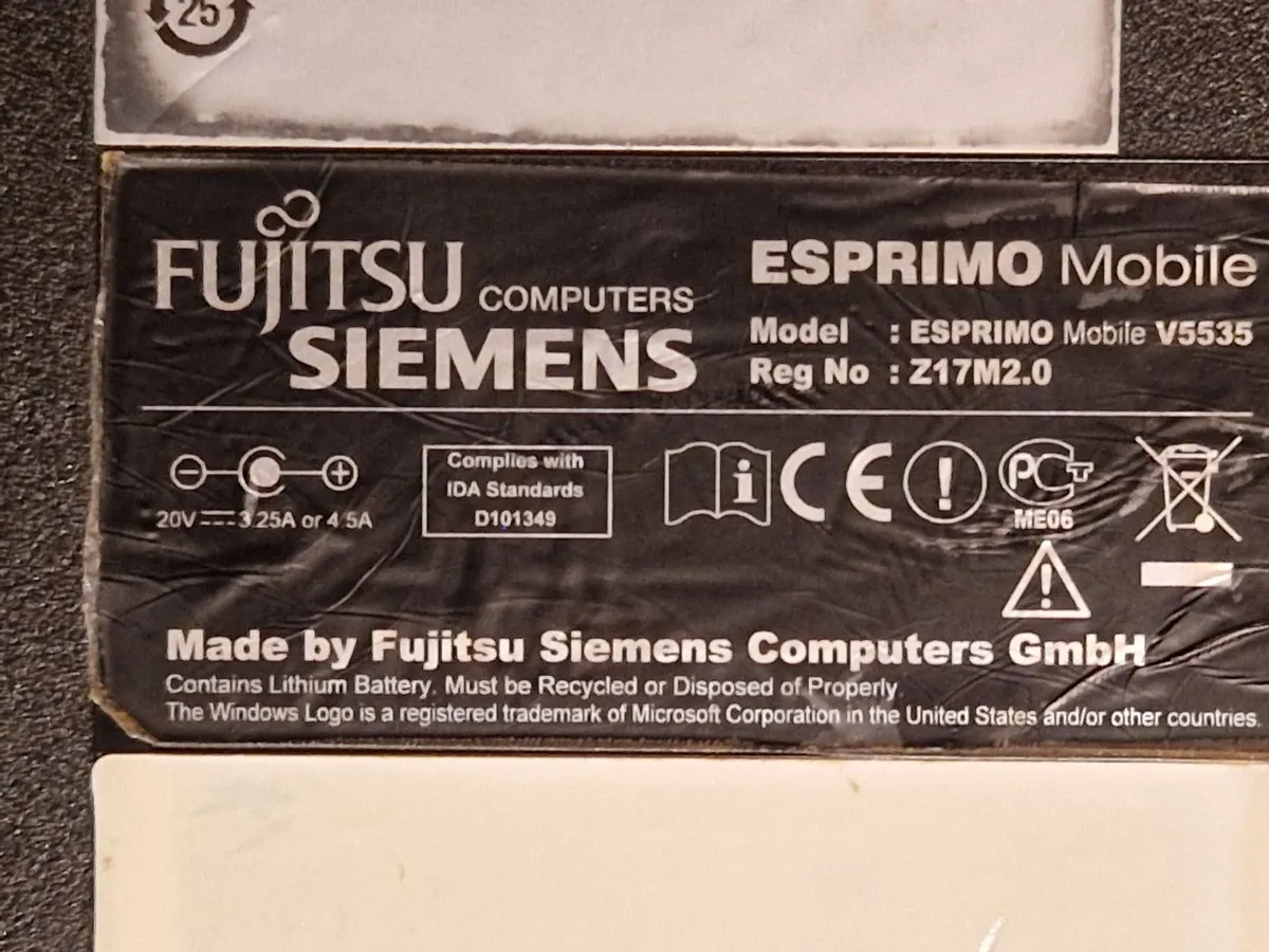 Fujitsu Esprimo V5535 Laptop, 1Terrabyte HDD - Image 3