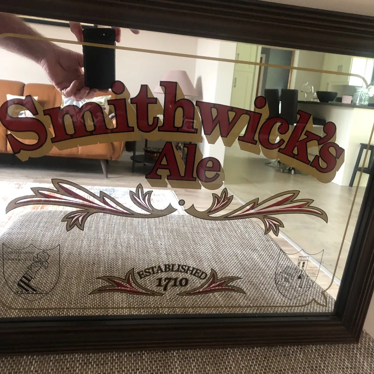Pub mirror - Image 1