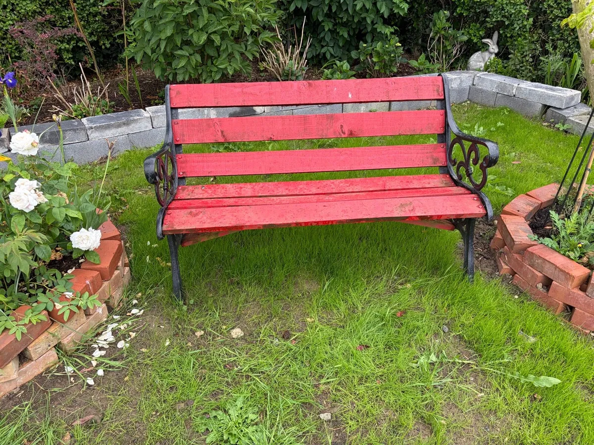 cast iron garden bench - Image 1