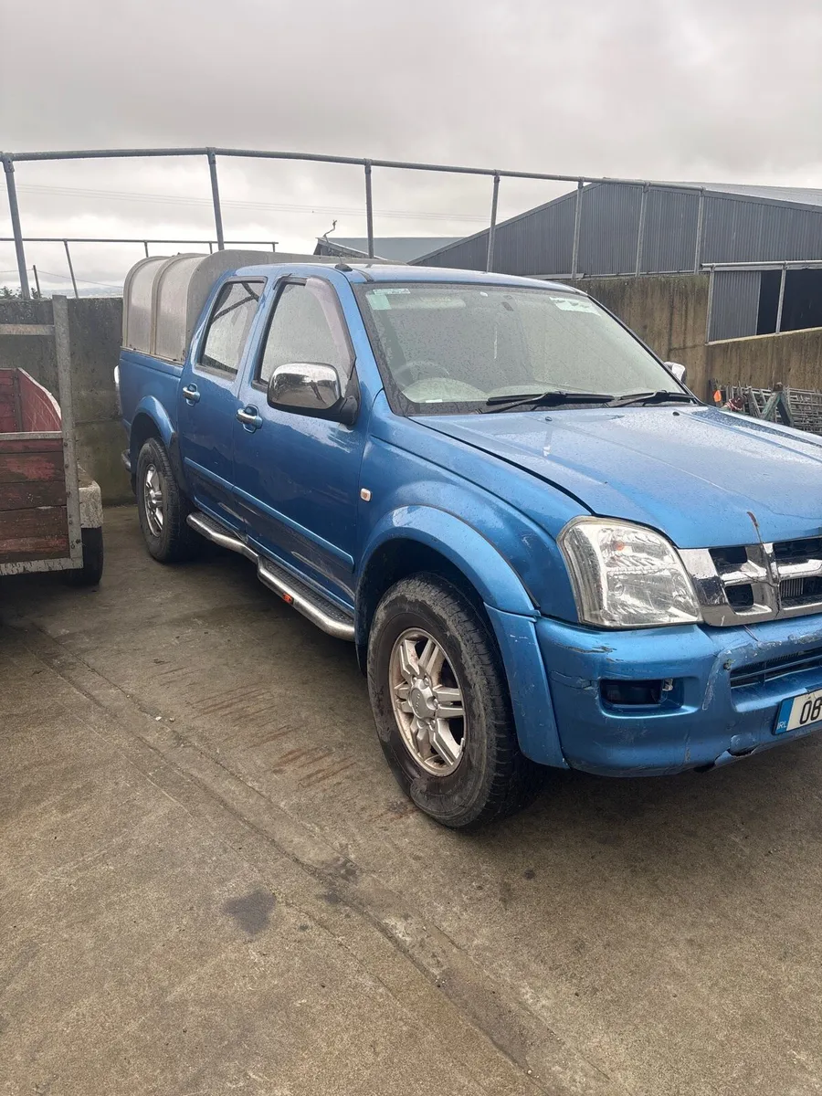 Isuzu D MAX - Image 4