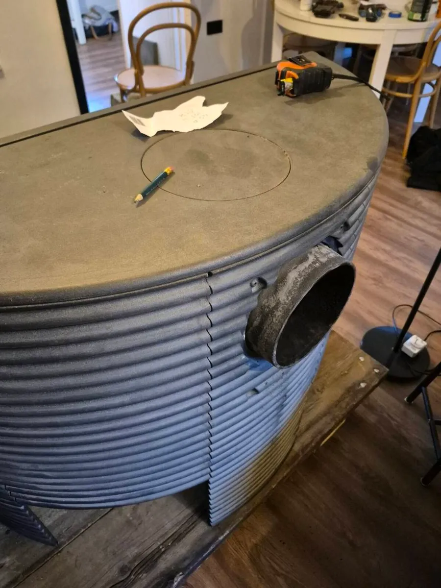 Large stove - Image 4