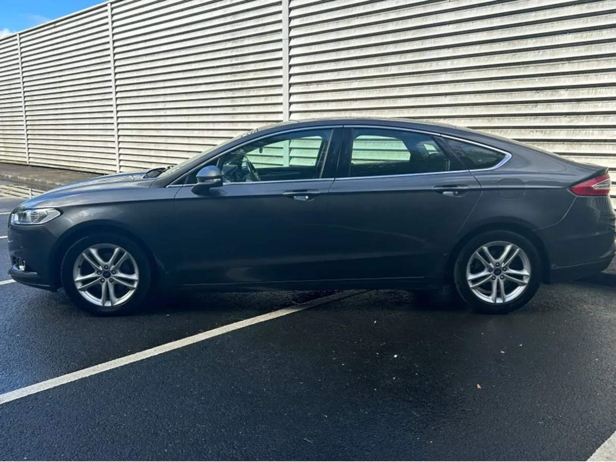 2015 Ford Mondeo Titanium 2.0 TDCi 150bhp Auto - Image 2