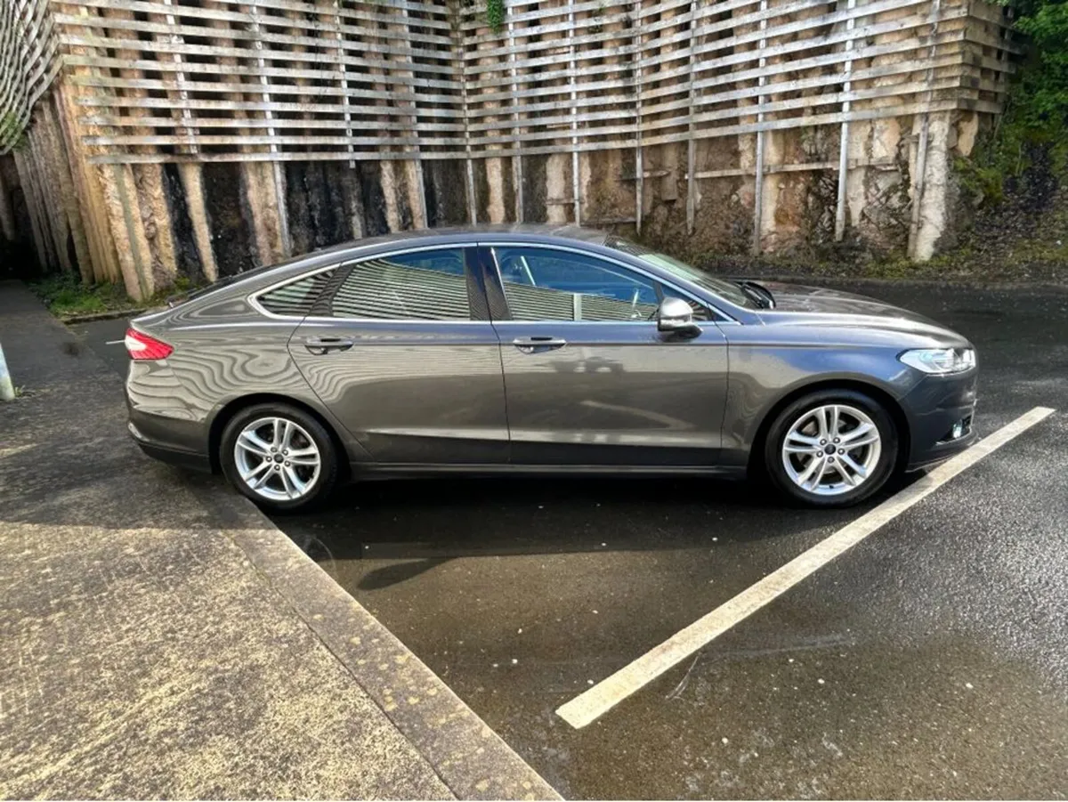 2015 Ford Mondeo Titanium 2.0 TDCi 150bhp Auto - Image 3