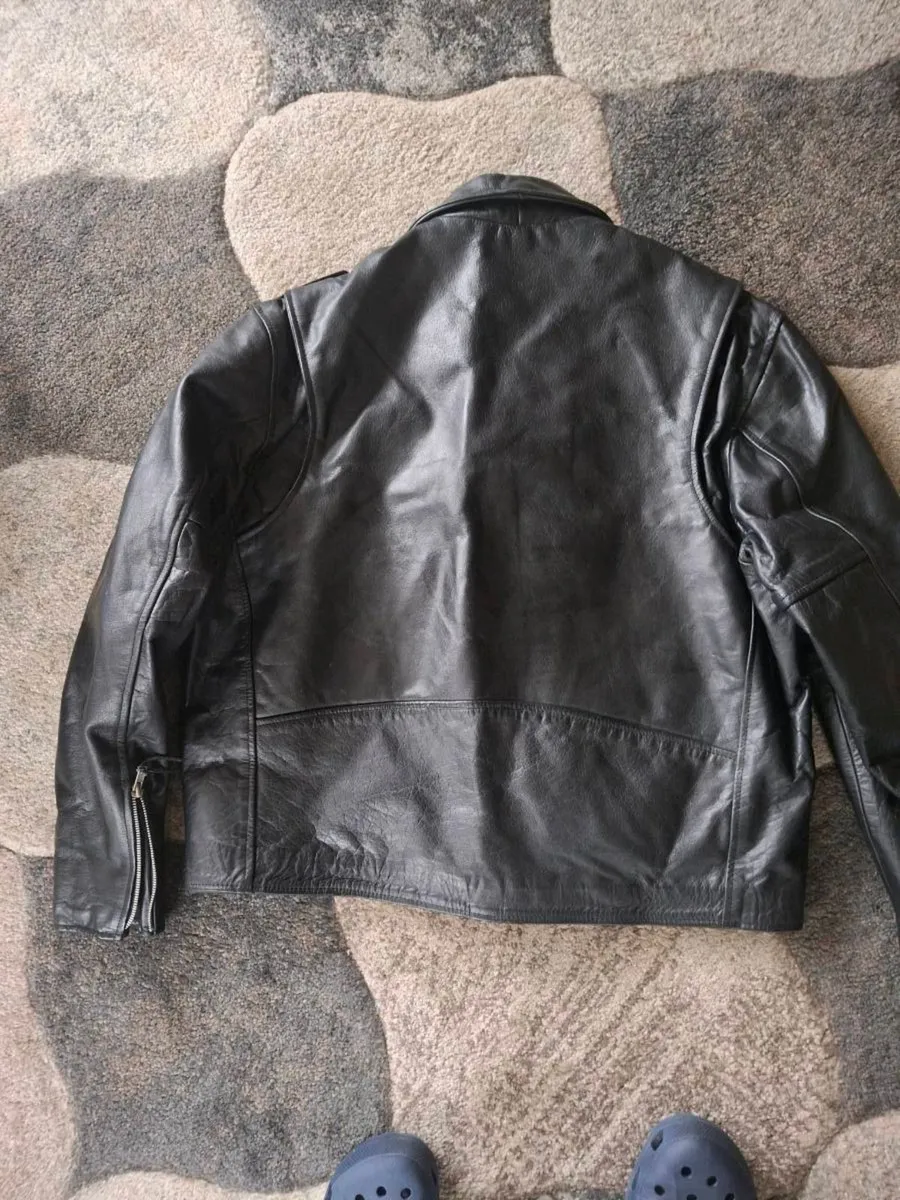 Vintage Leather Jacket - Image 3