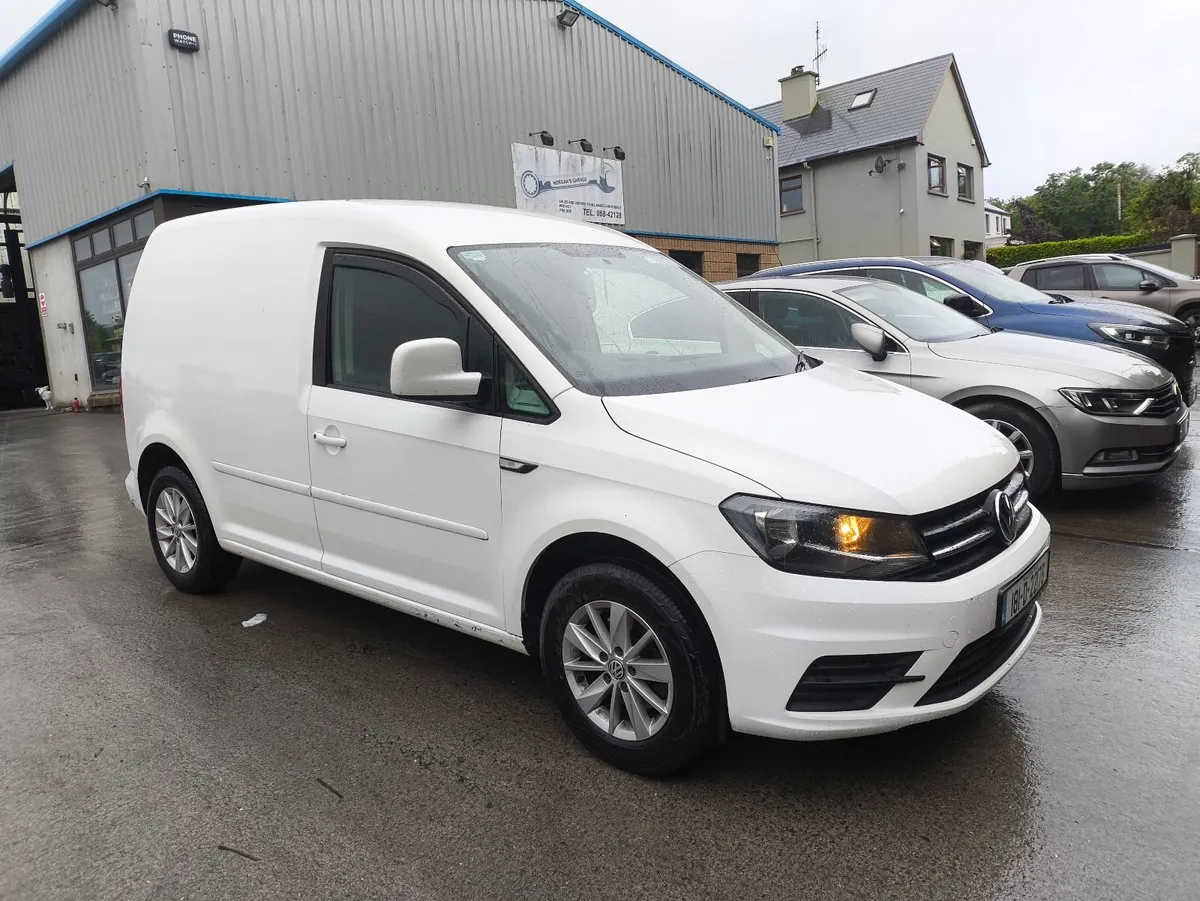 Volkswagen Caddy 2018 trendline - Image 1