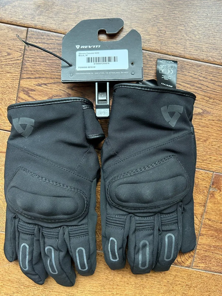 Motorcycle Gear - Image 4