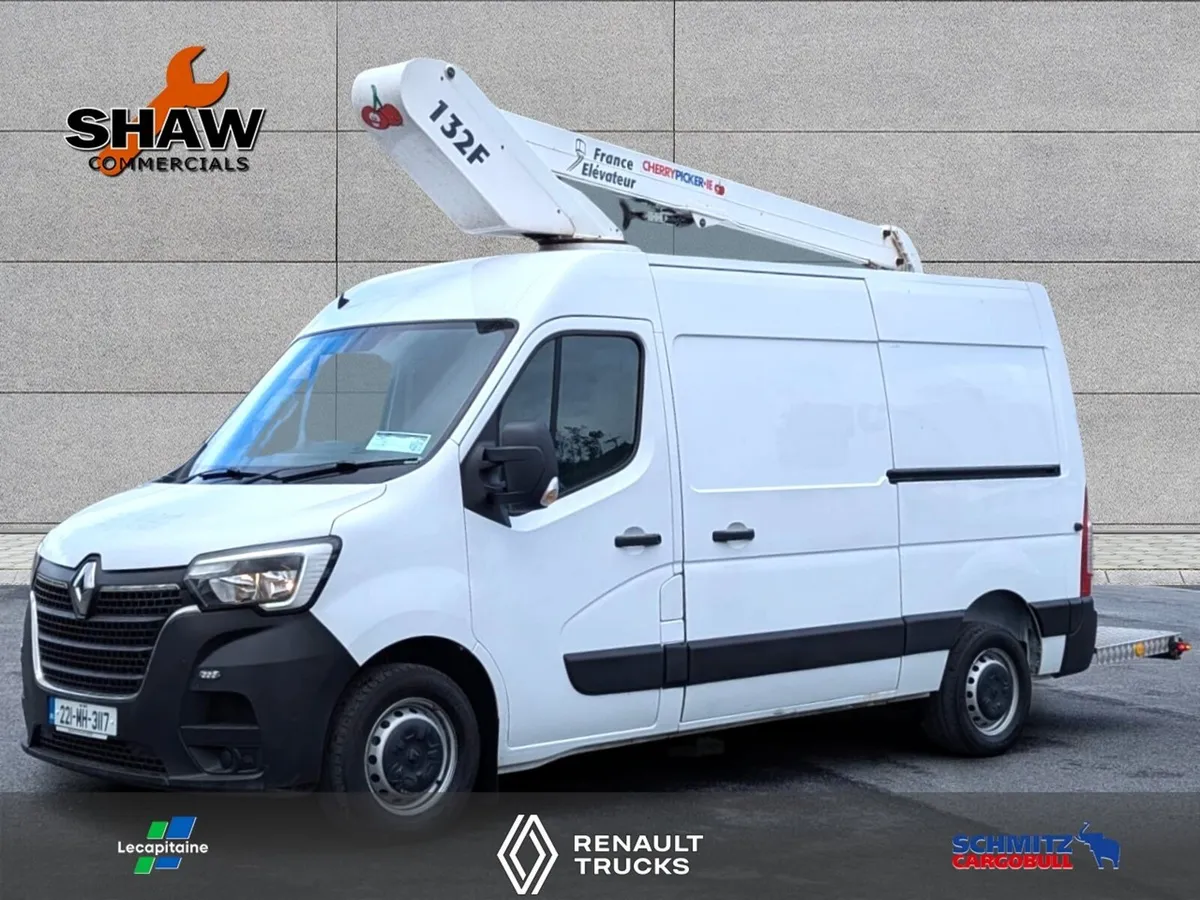 221  Master with france elevateur Cherrypicker - Image 1